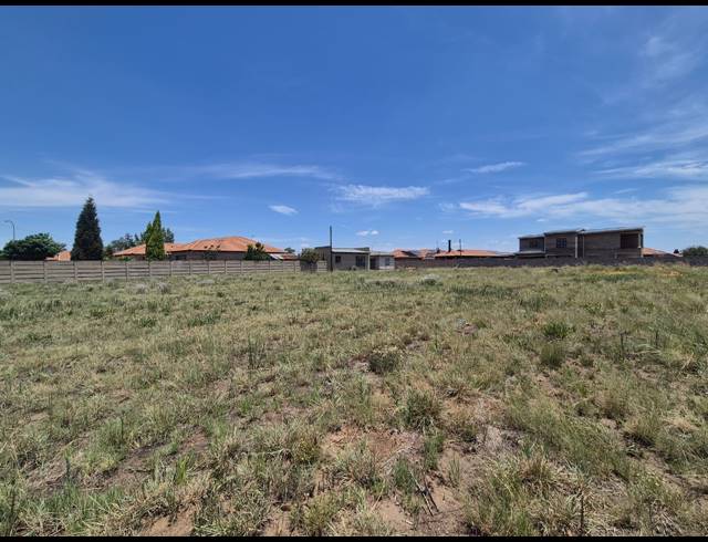 1,069M² VACANT LAND FOR SALE IN RIVERSDALE